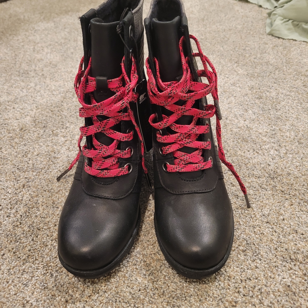 Sorel Black Heeled Boots with Red Laces